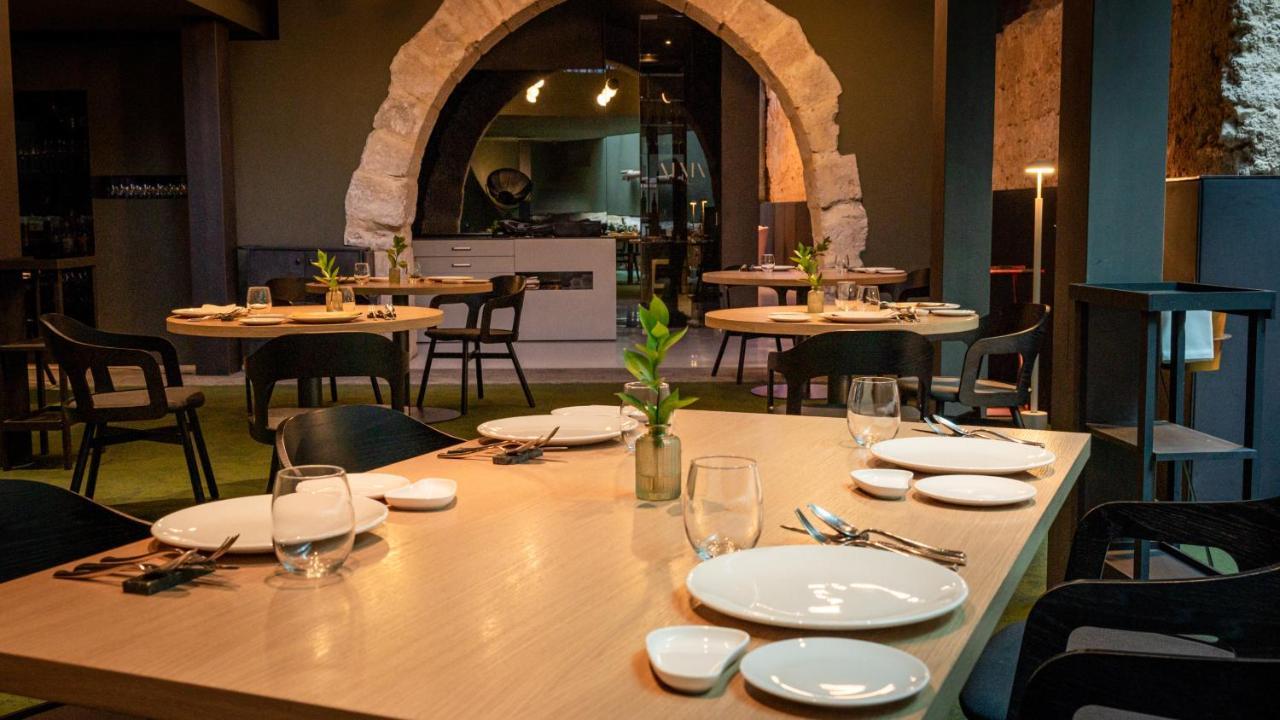 Caro Hotel Valencia Bagian luar foto Interior of the restaurant