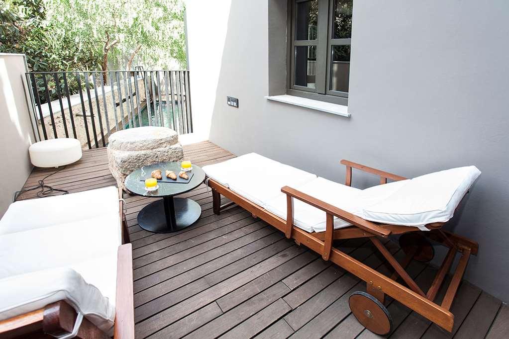 Caro Hotel Valencia Ruang foto A balcony
