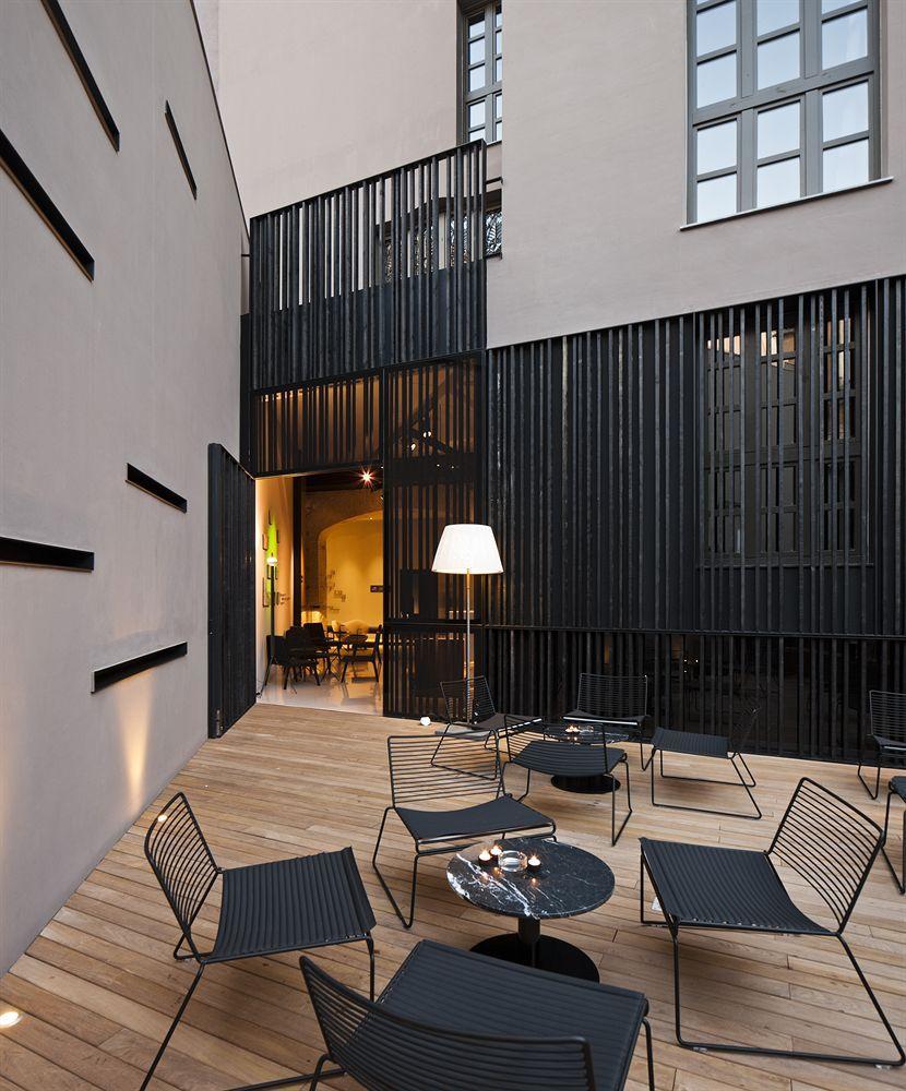 Caro Hotel Valencia Bagian luar foto Interior of the hotel