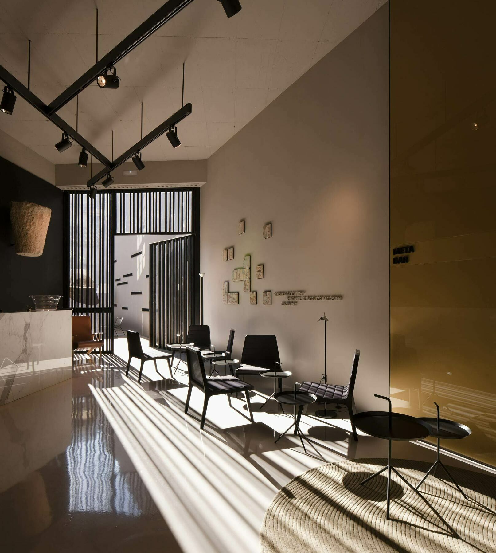 Caro Hotel Valencia Bagian luar foto The interior of the museum